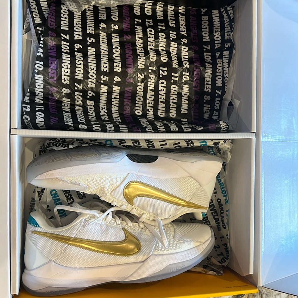 Nike Kobe 5 Protro *real and worn once size 11